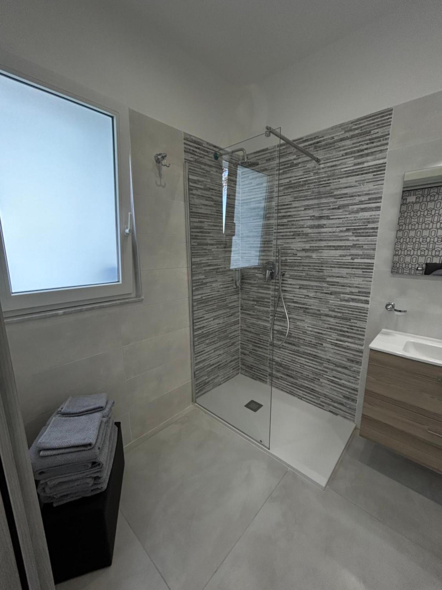 Skycity 2 B&B Naples Extérieur photo