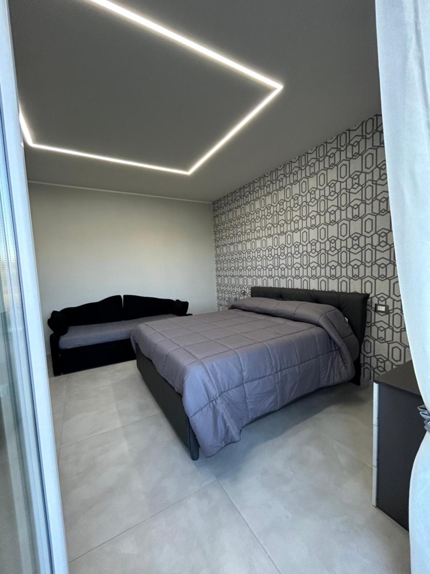Skycity 2 B&B Naples Extérieur photo