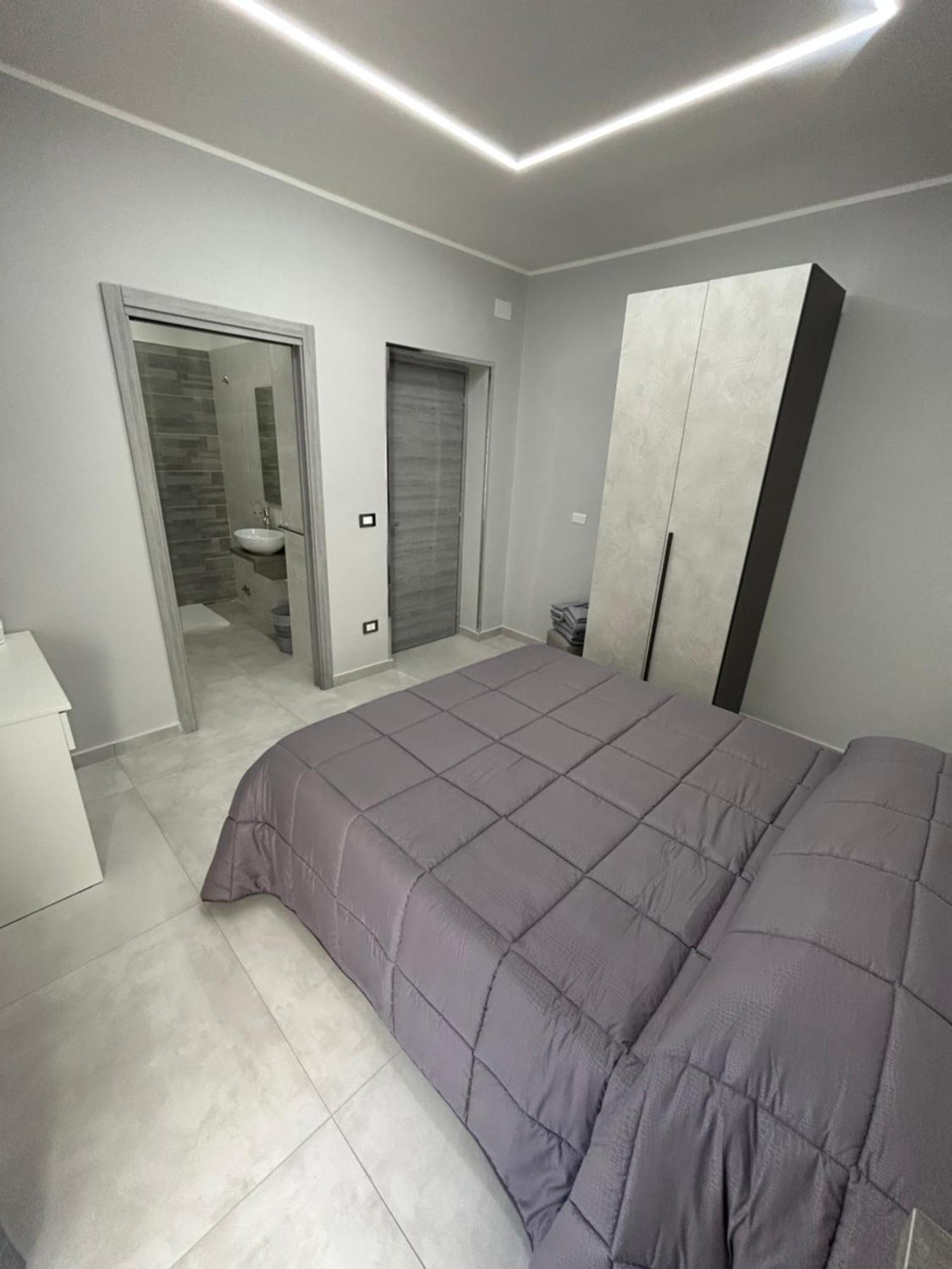Skycity 2 B&B Naples Extérieur photo